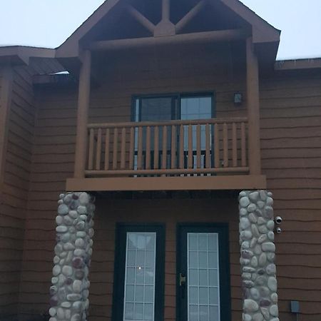 2Br Rustic Villa Utica Luaran gambar