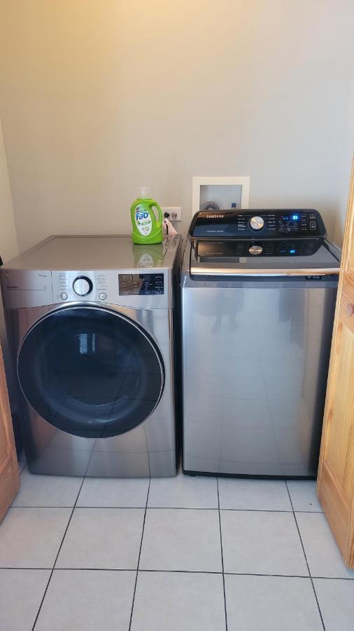 2Br Rustic Villa Utica Luaran gambar
