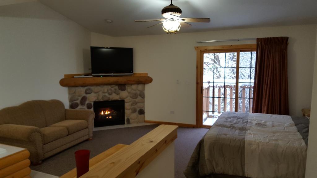 2Br Rustic Villa Utica Luaran gambar
