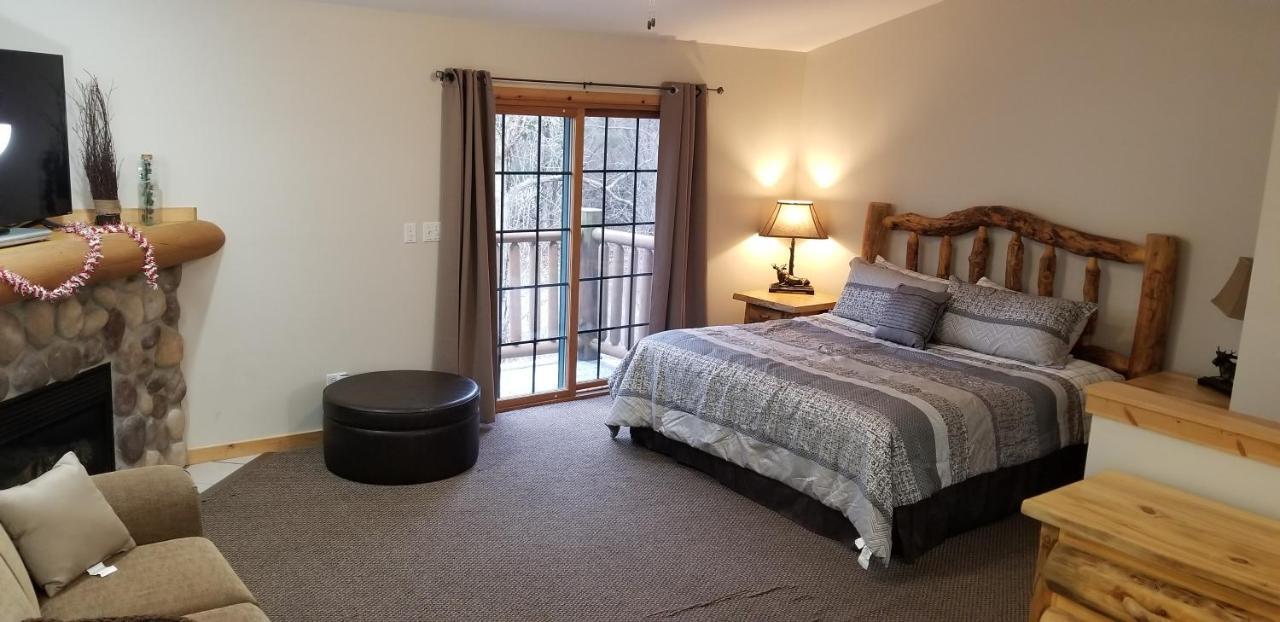 2Br Rustic Villa Utica Luaran gambar